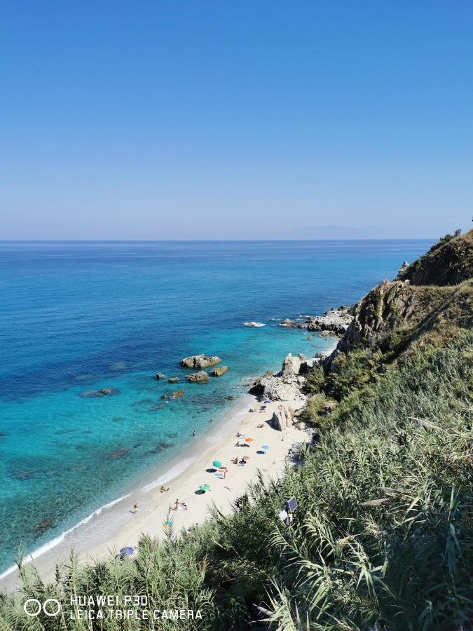 Sole E Luna Capo Vaticano Ricadi Bagian luar foto